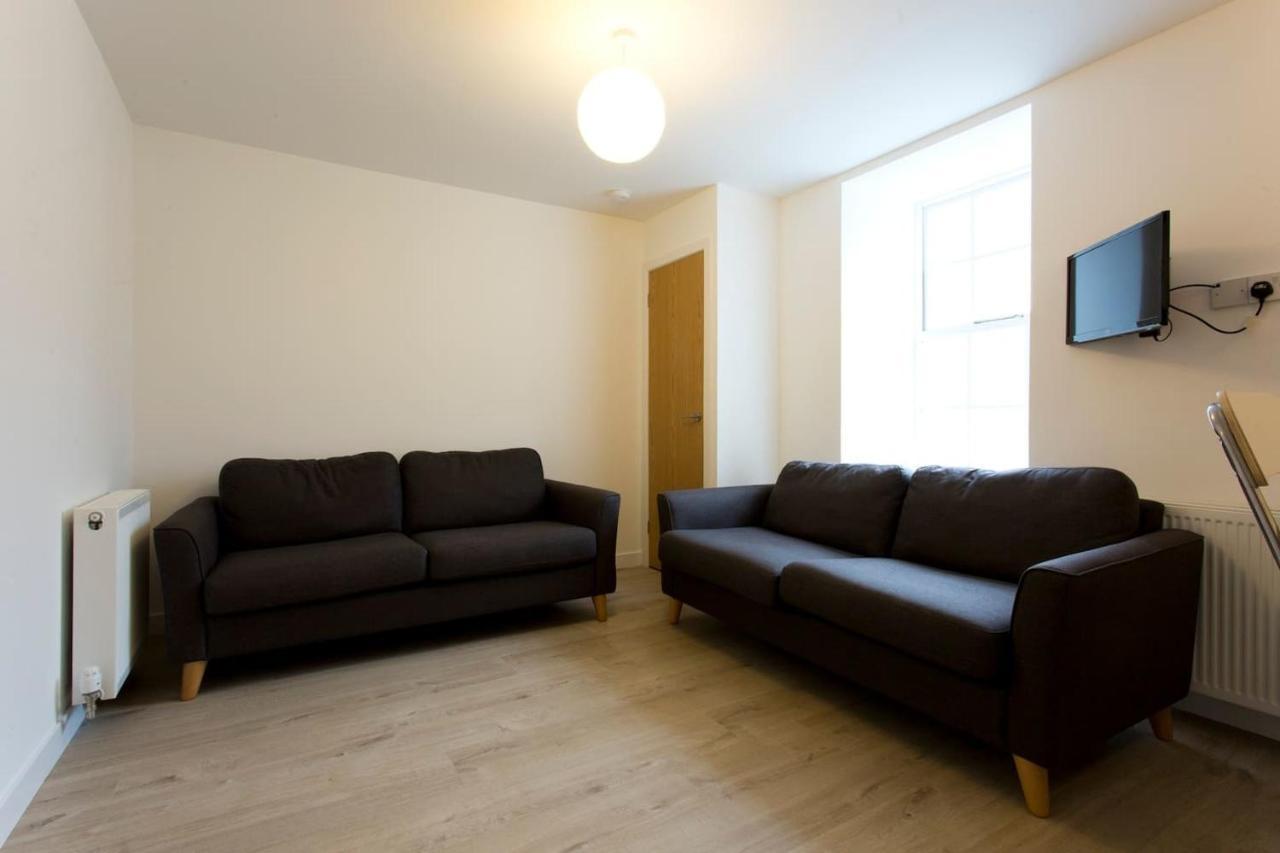 Remarkable 2-Bed Apartment In Culross Eksteriør billede