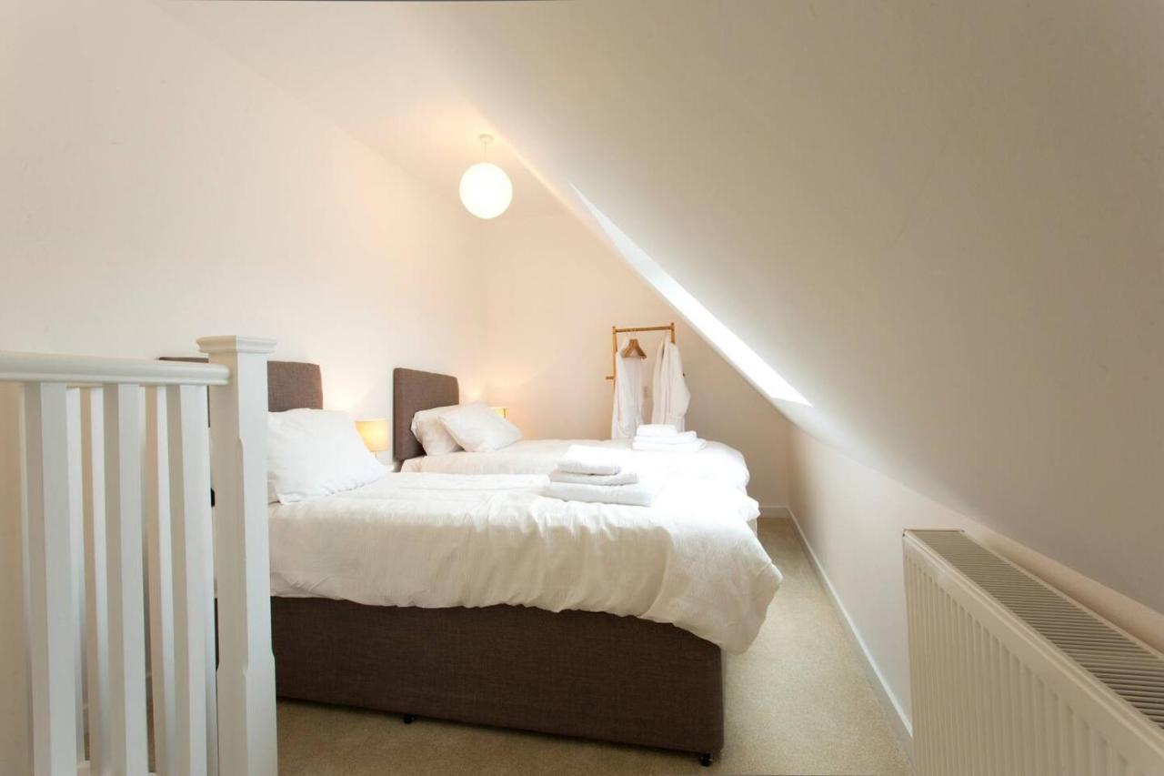 Remarkable 2-Bed Apartment In Culross Eksteriør billede