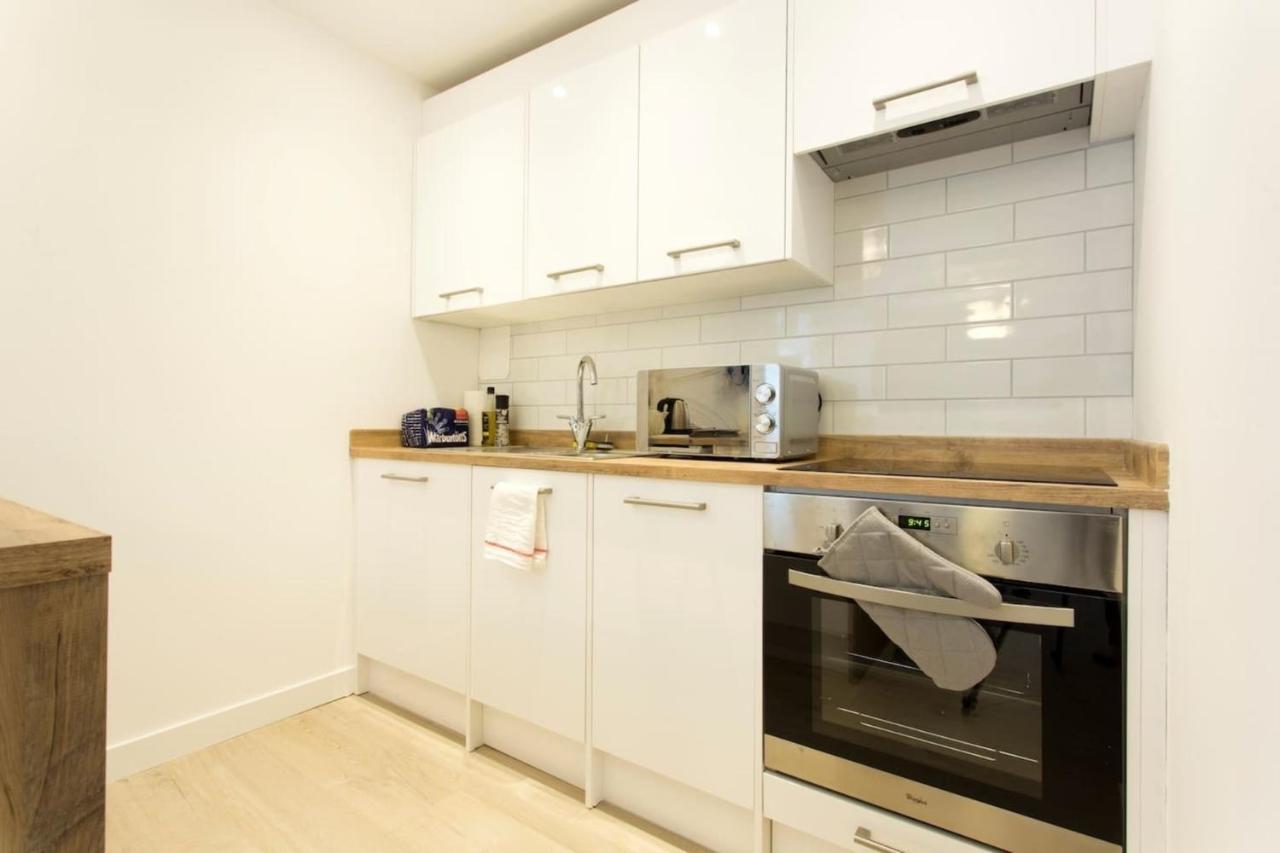 Remarkable 2-Bed Apartment In Culross Eksteriør billede